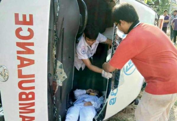 “น้องอิม พยาบาลสาวแพร่” ประสบอุบัติเหตุรถพยาบาลคว่ำ บาดเจ็บสาหัส