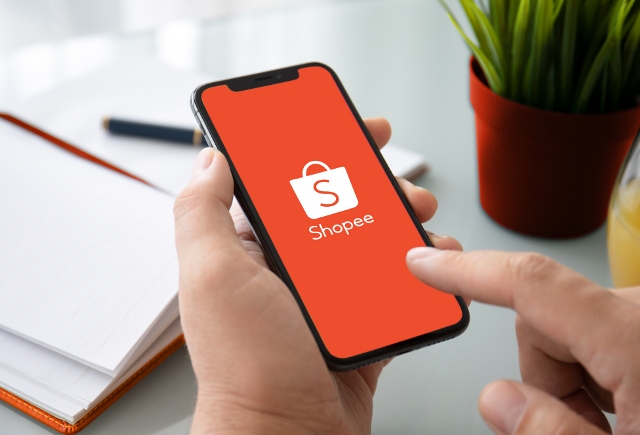 #shopeeไม่ต้องสาระแน พลังมหาชน ถล่มยับ Shopee Thailand  บริการห่วยแตก สร้างแต่ภาพ หน้าบ้านดูสะอาด แต่หลังบ้านบ่อขยะ