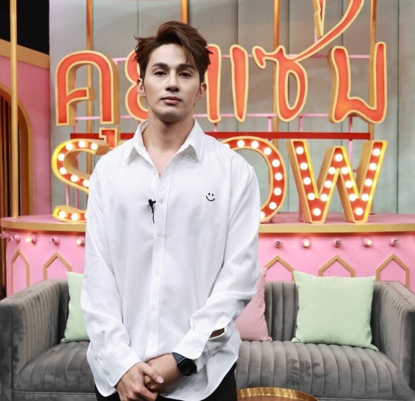 คุยแซ่บ show เอ็มนันทวัฒน์ คุยแซ่บ show ม้าอรนภา เอ็มนันทวัฒน์ ยันโดนม้า อรนภา ตบจริง ไม่ใช่แค่แตะ เอ็มนันทวัฒน์ละครเรื่อง  เอ็ ม นันท วั ฒ น์ ลาย กินรี ดู คลิป สัมภาษณ์