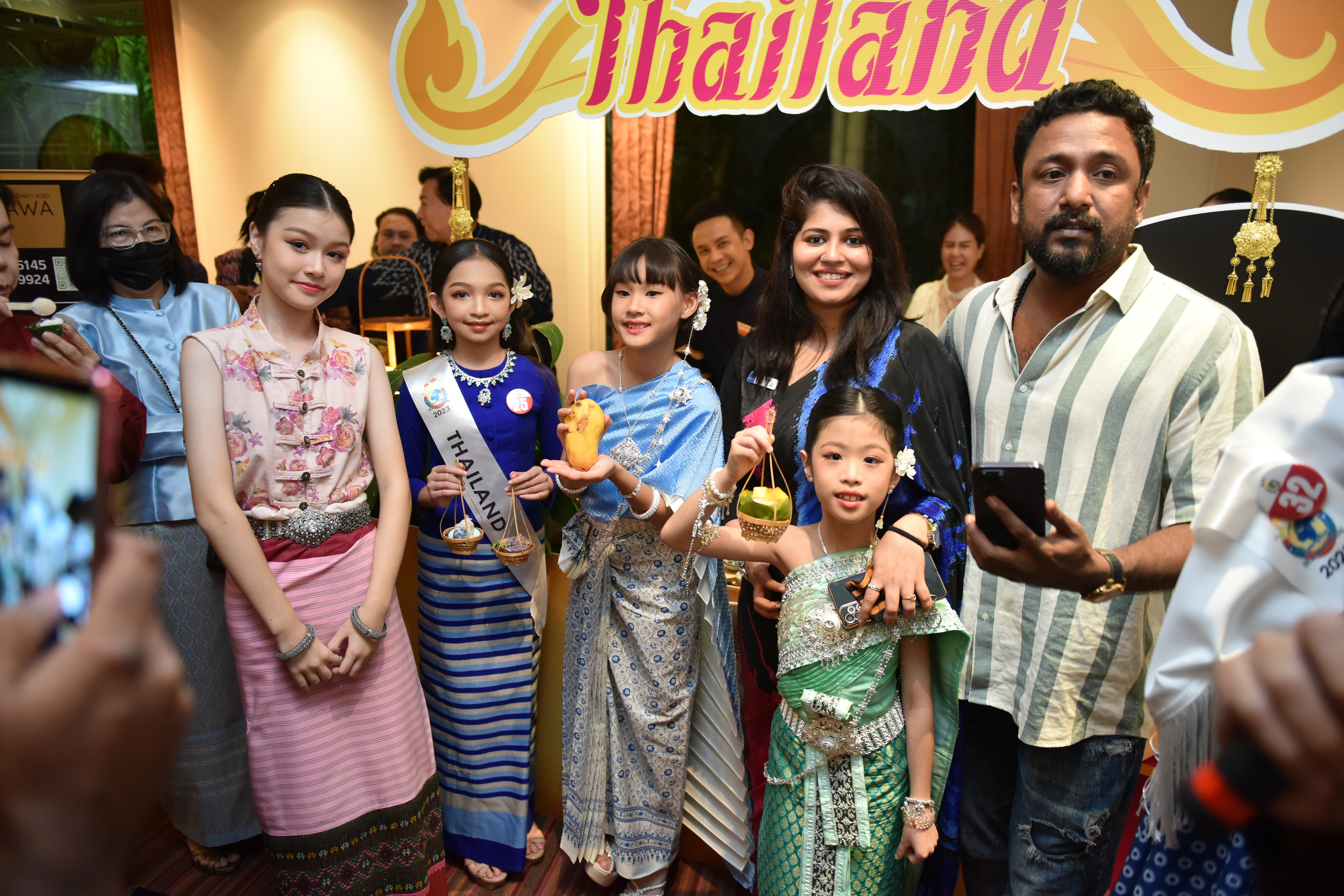 4 เด็กไทย แท็กทีมคว้ารางวัลการแข่งขัน Junior Model International  2023 ณ กรุงเทพมหานคร ประเทศไทย