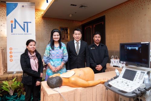 สถาบันบริหารจัดการเทคโนโลยีและนวัตกรรม (iNT) ร่วมกับการยางแห่งประเทศไทย สานต่อผลงานวิจัยของคนไทย “หุ่นจำลองสำหรับฝึกเจาะหลอดเลือดและใส่สายสวน”
