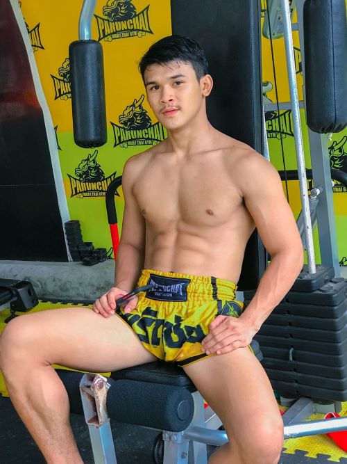  thai boxer, boxing boy, muay thai Bangkok 